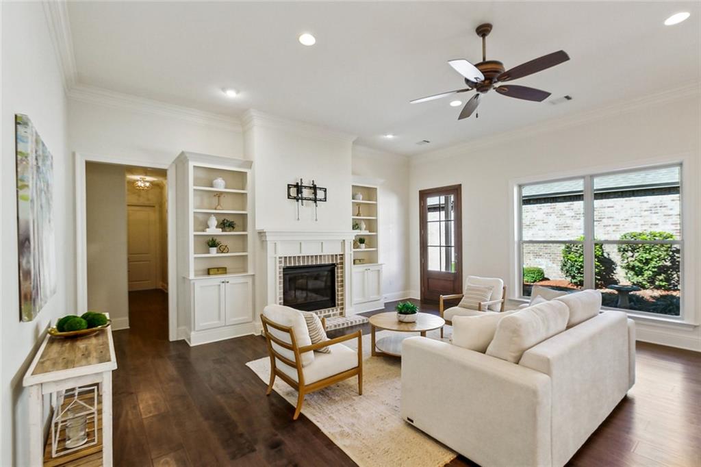 116 ST. CALAIS Place