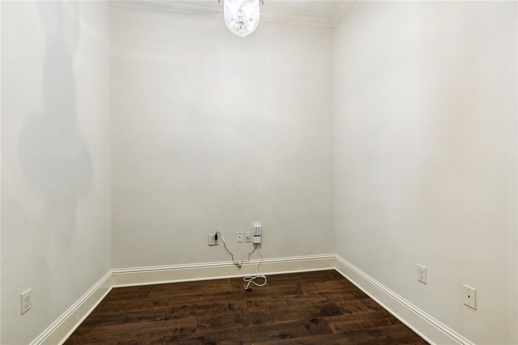116 ST. CALAIS Place