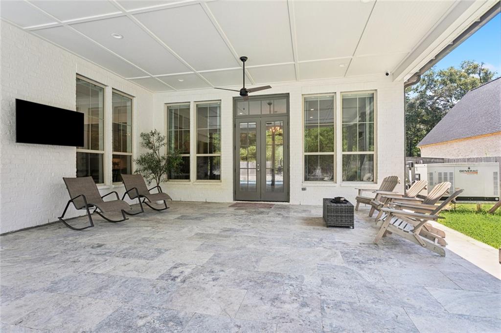 383 RUE CHARLOTTE Road