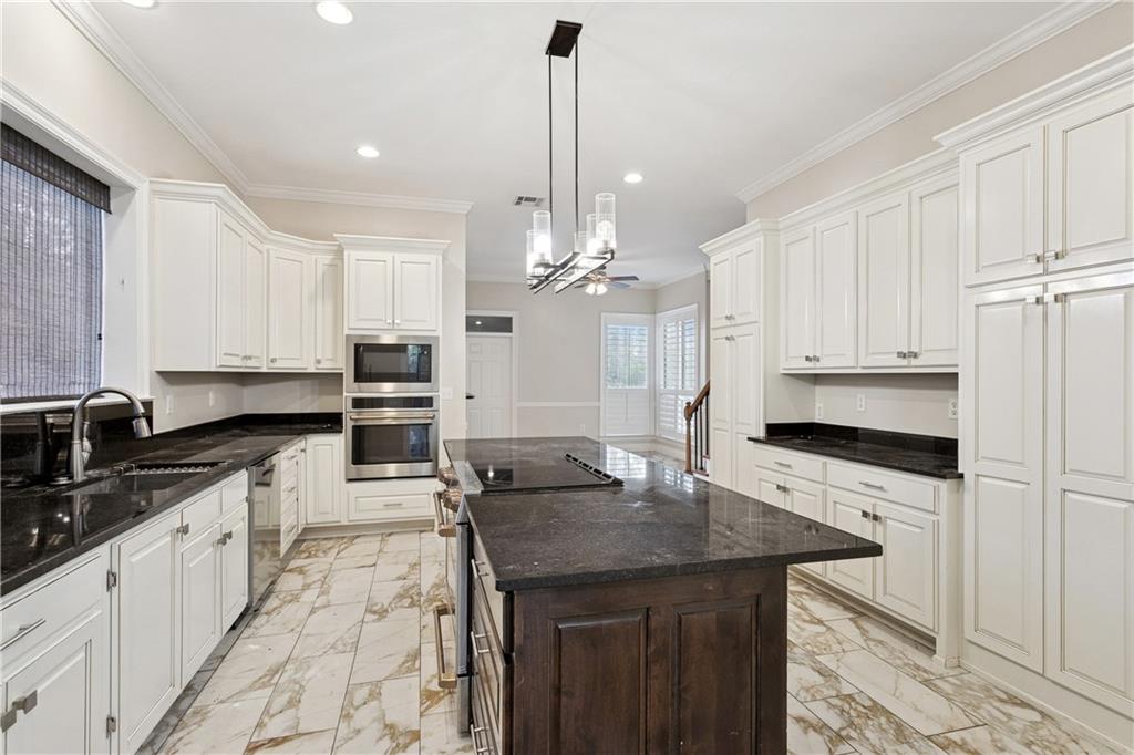 118 BEAU CHASSE Drive