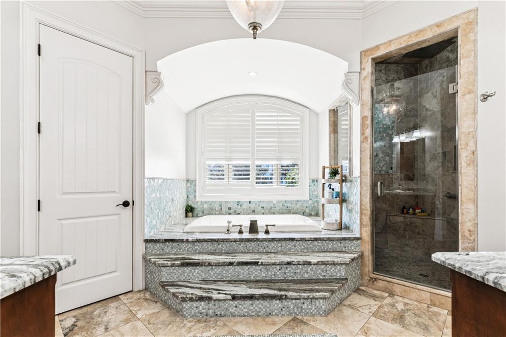117 HARDWOOD Drive