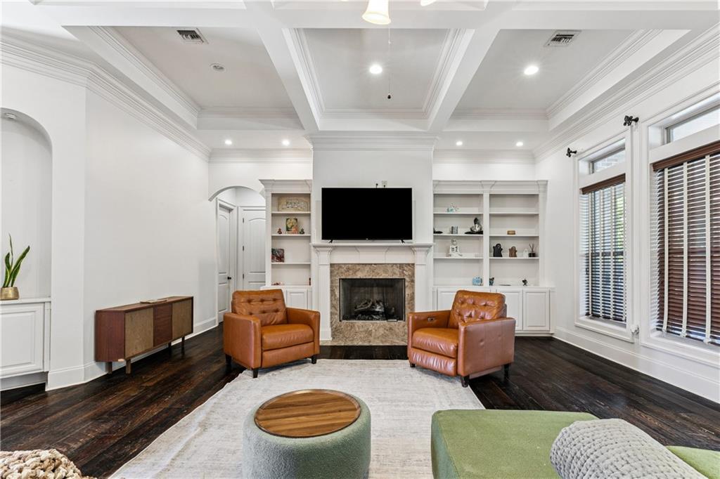 117 HARDWOOD Drive