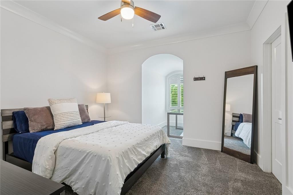117 OAK PARK Court
