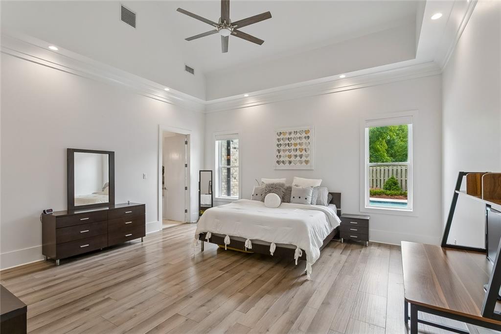 117 OAK PARK Court