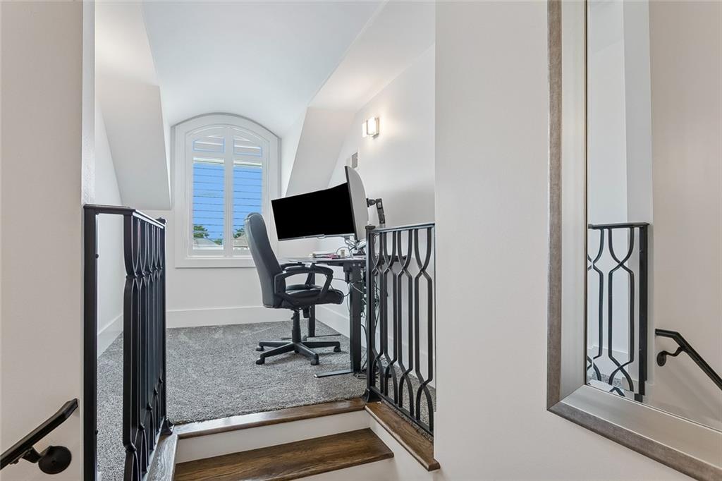 117 OAK PARK Court