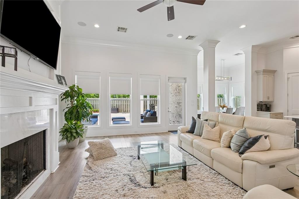 117 OAK PARK Court