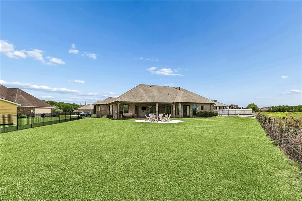 102 BAILEY ESTATES Drive