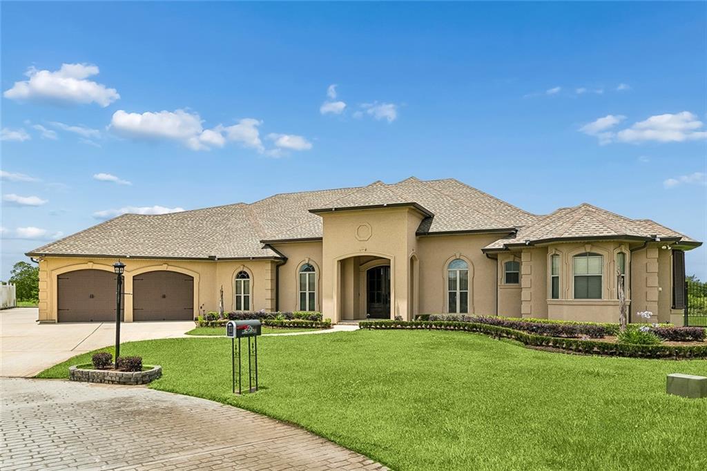 102 BAILEY ESTATES Drive