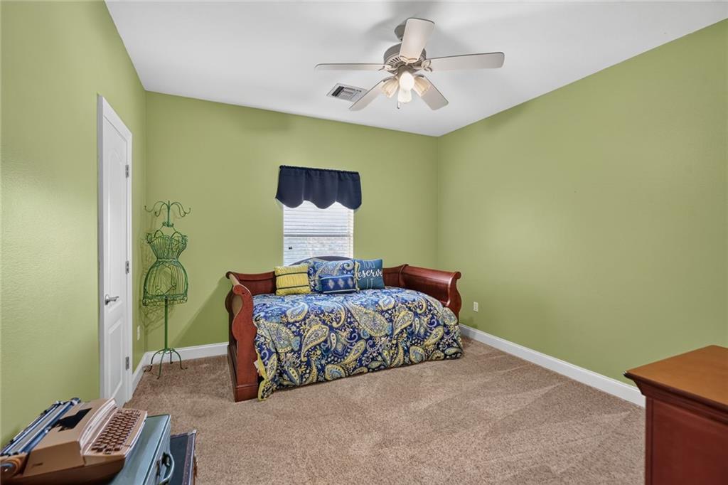 3319 TURNBERRY Lane