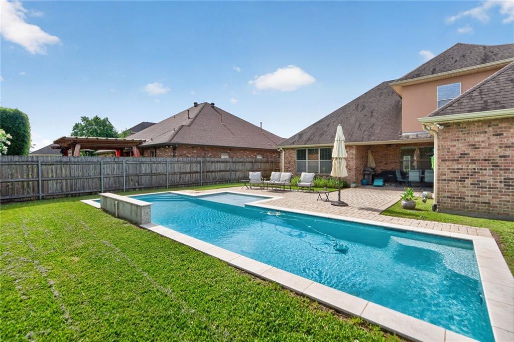 3319 TURNBERRY Lane