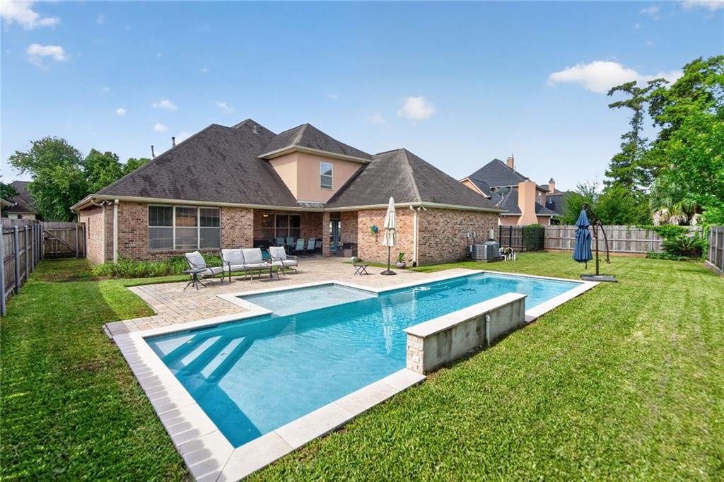 3319 TURNBERRY Lane
