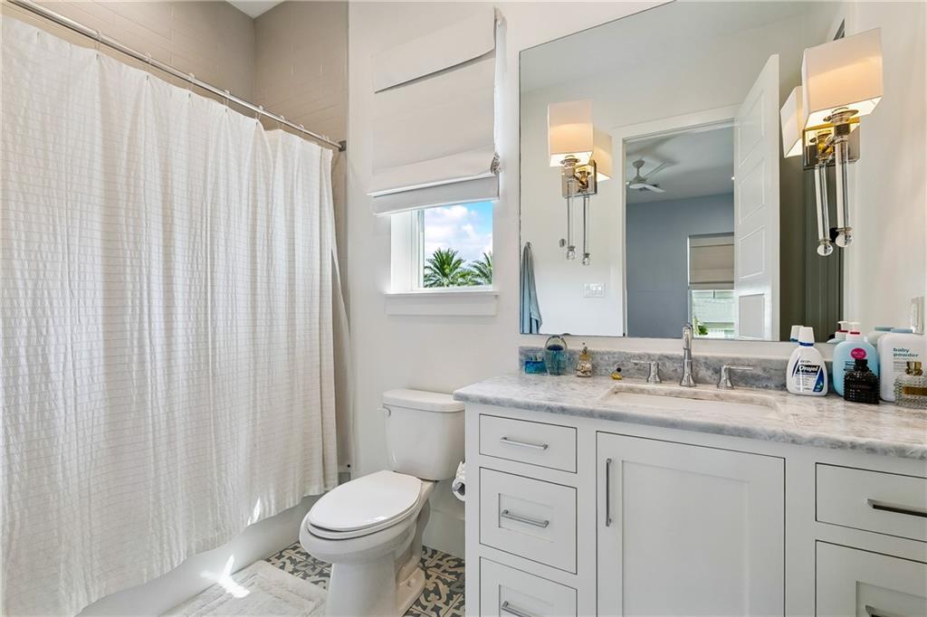 19 PALMETTO Drive