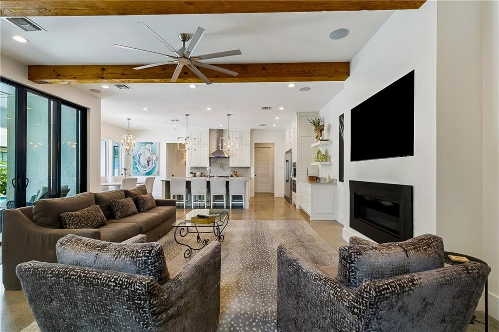 19 PALMETTO Drive