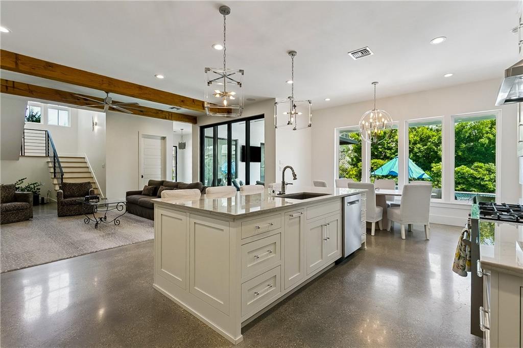 19 PALMETTO Drive