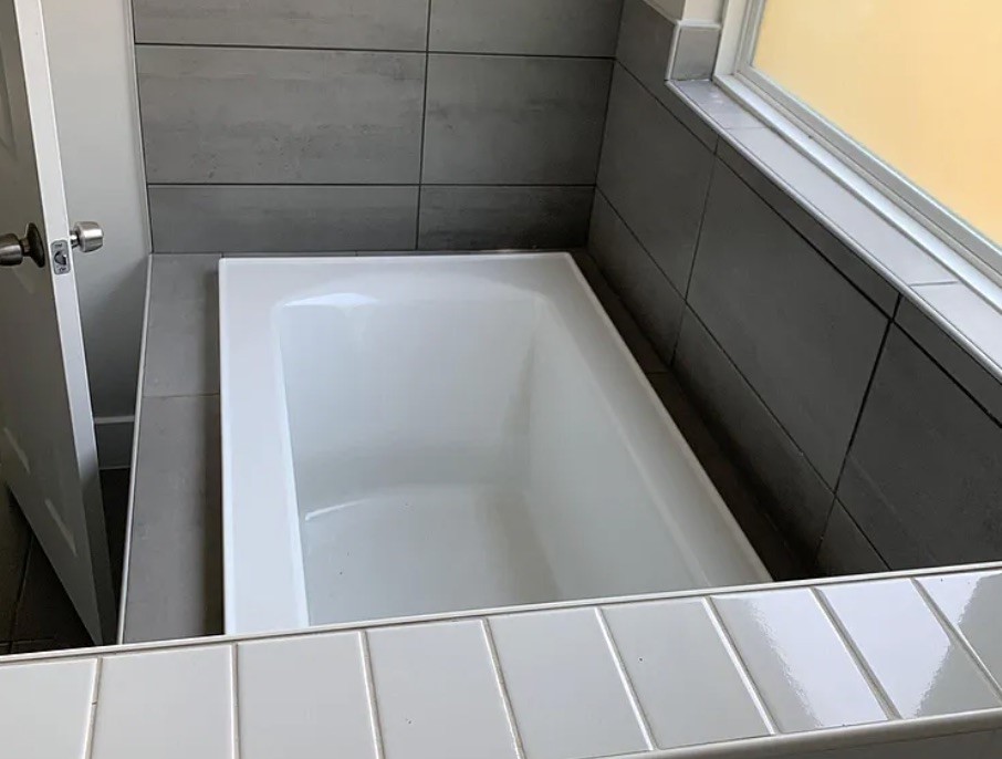 2732 Livingston Avenue