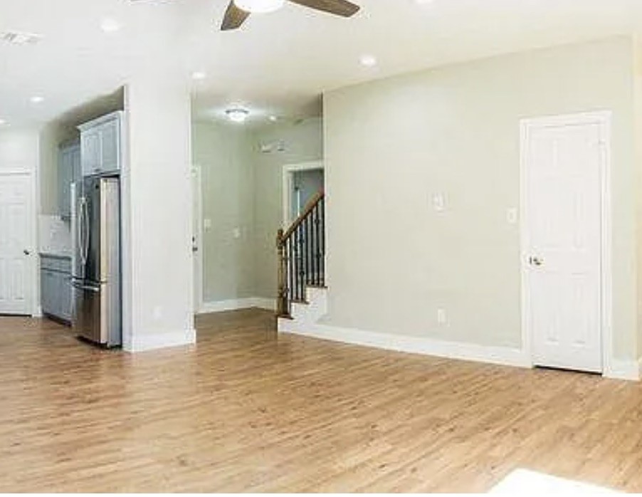 2732 Livingston Avenue