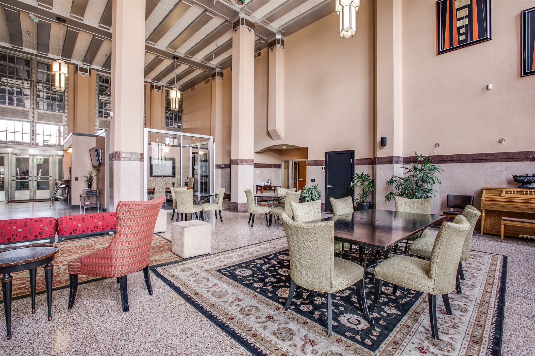 221 W Lancaster Avenue 5004