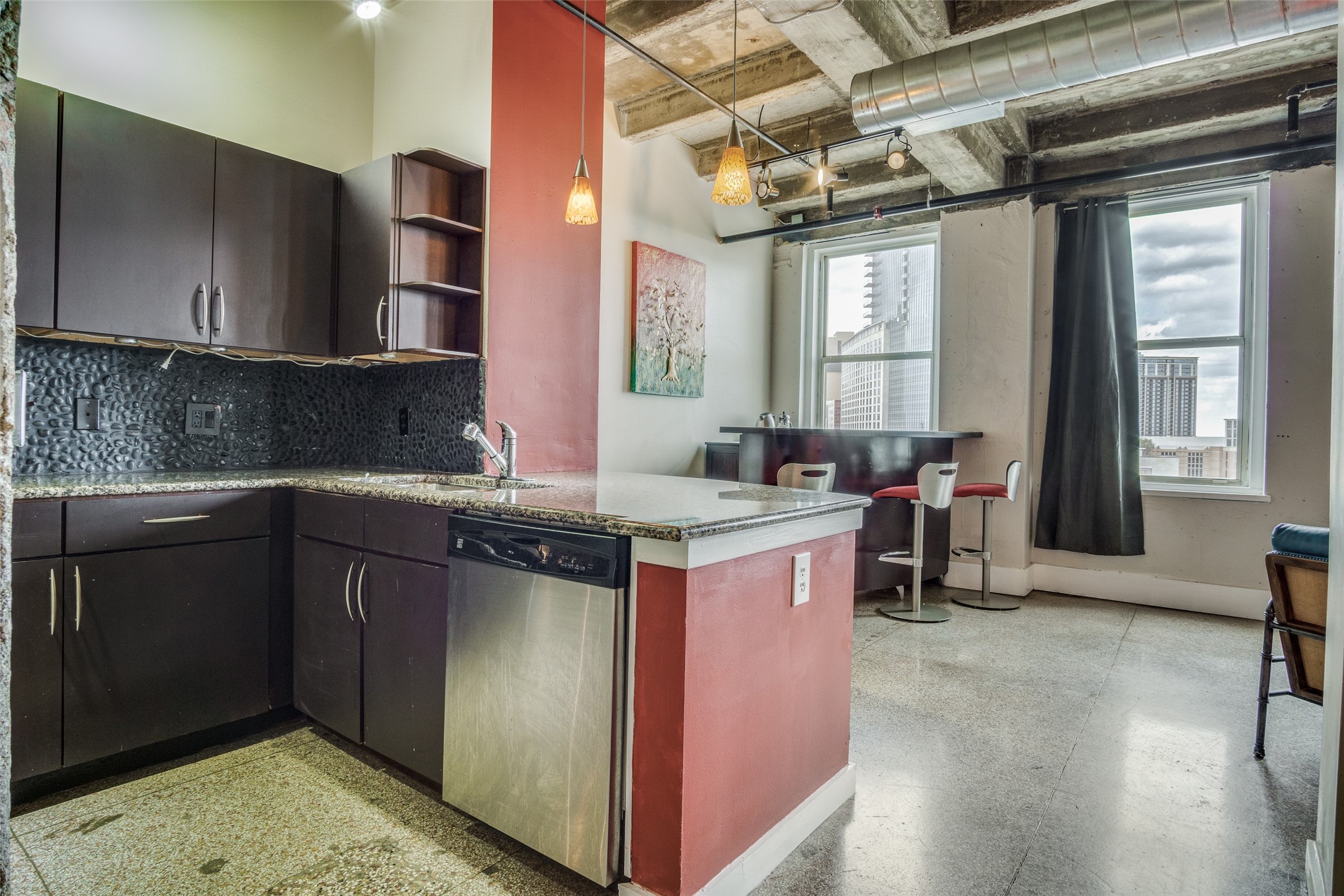 221 W Lancaster Avenue 5004