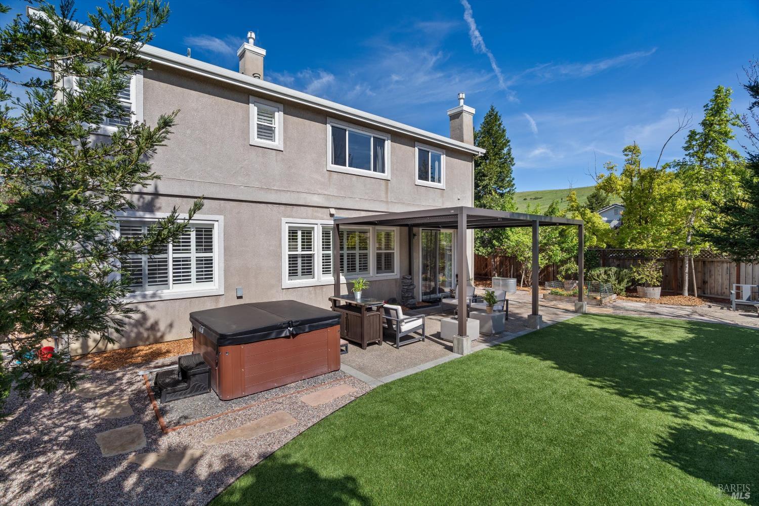 232 Cambridge Lane