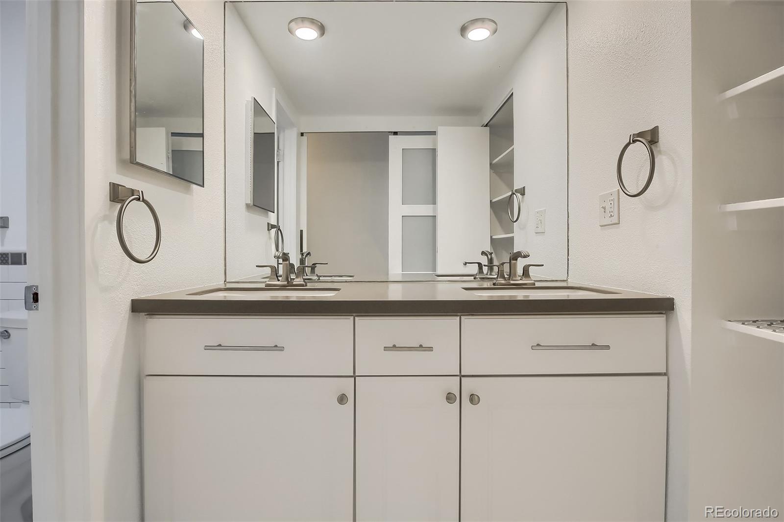 551 N Pearl Street Unit: 106