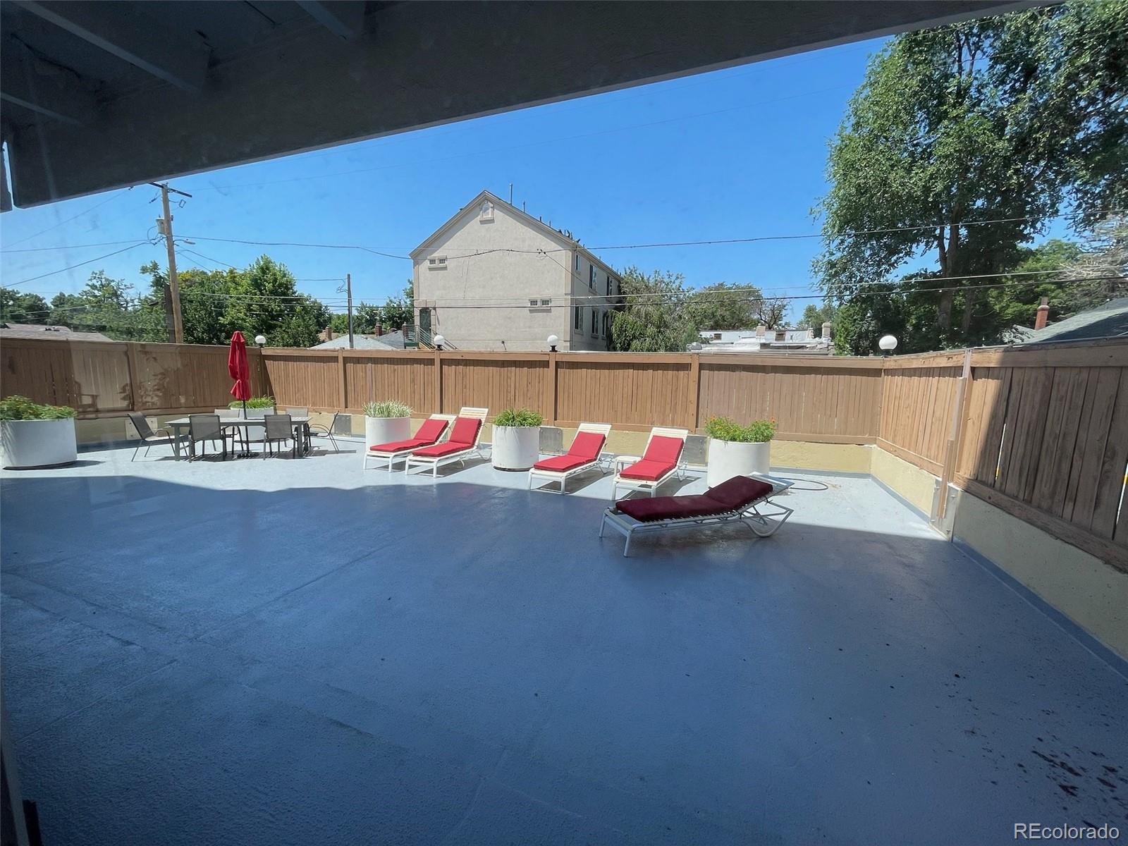 551 N Pearl Street Unit: 106