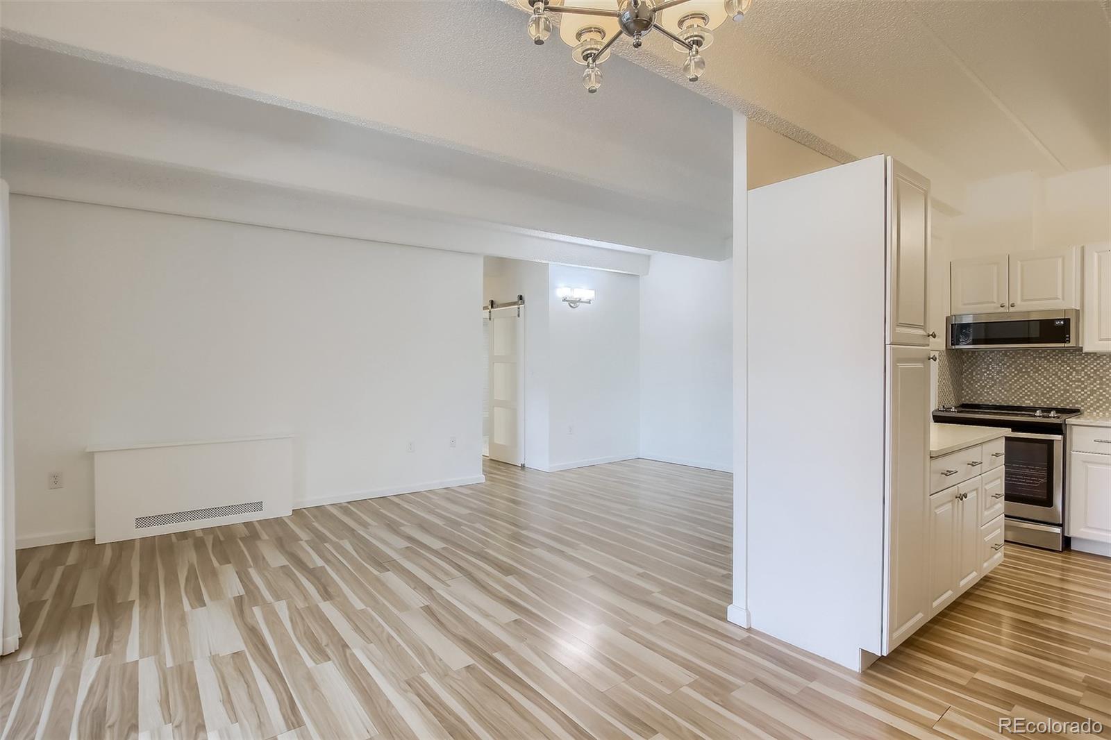 551 N Pearl Street Unit: 106