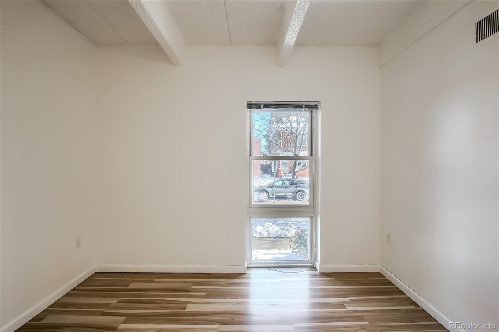 551 N Pearl Street Unit: 106
