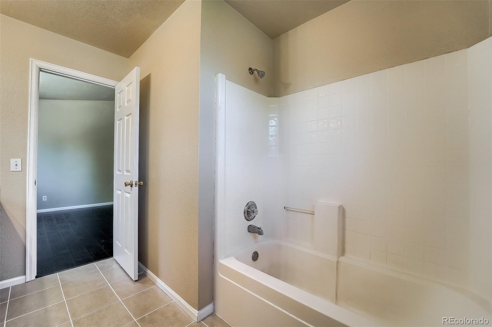 5175 E 119th Place