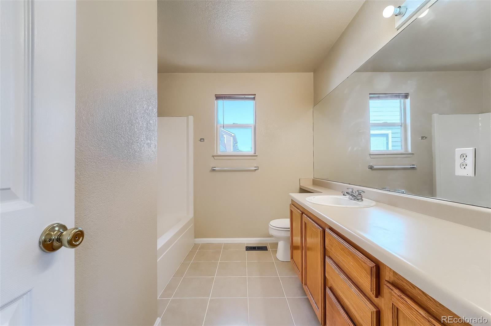 5175 E 119th Place