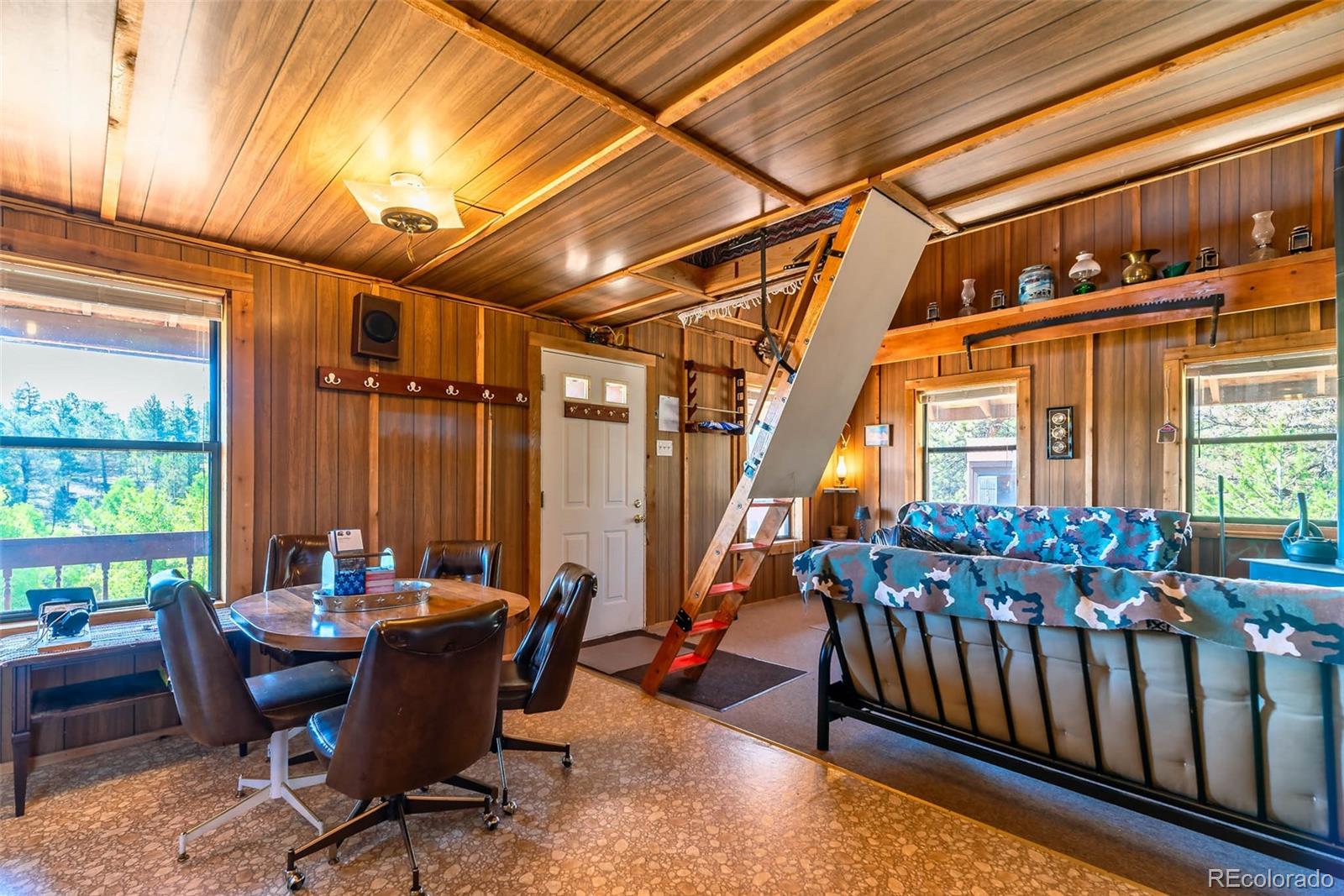 977 Aspen Trail