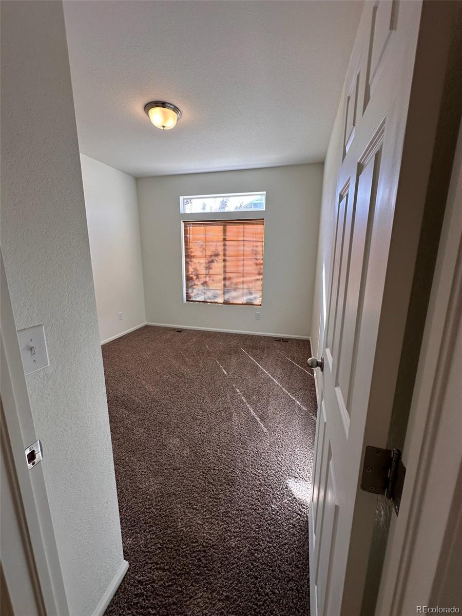 12441 E 105th Place