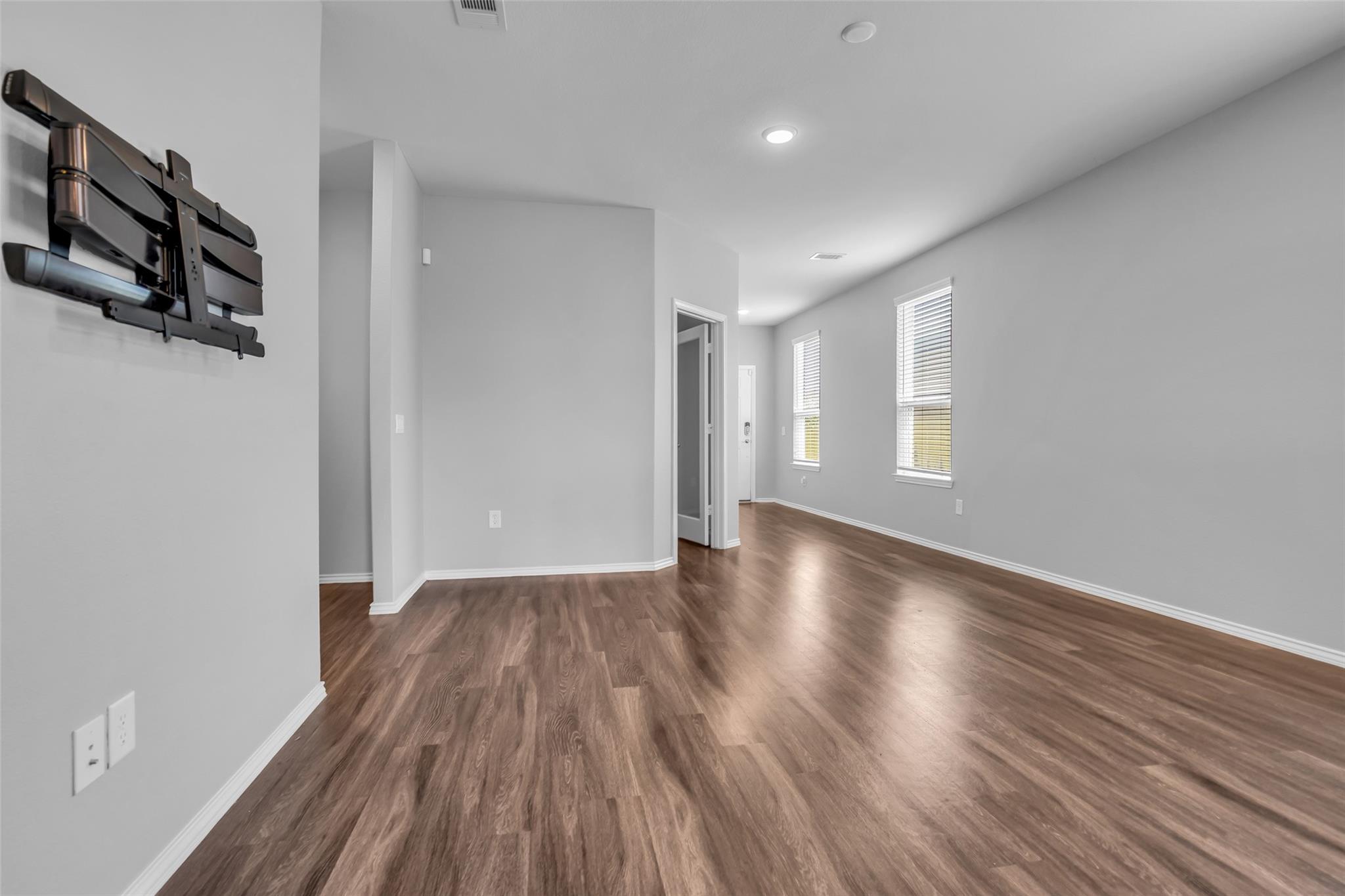 25703 Bottlebrush Sedge Street