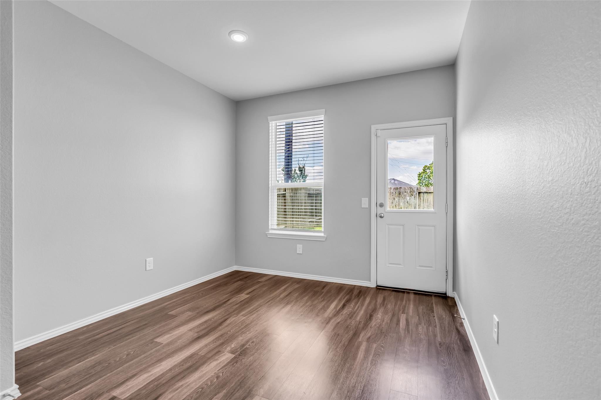 25703 Bottlebrush Sedge Street