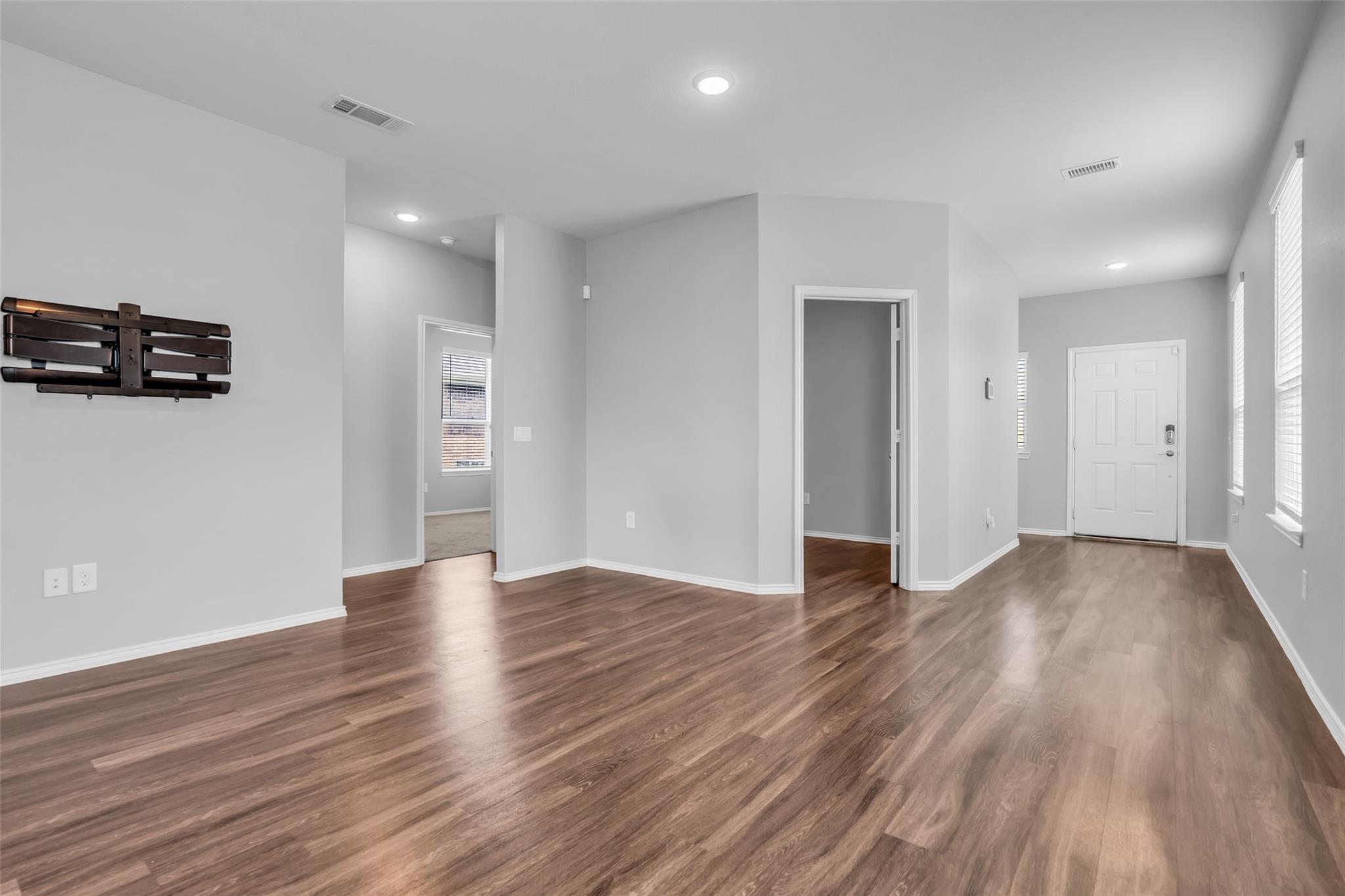 25703 Bottlebrush Sedge Street