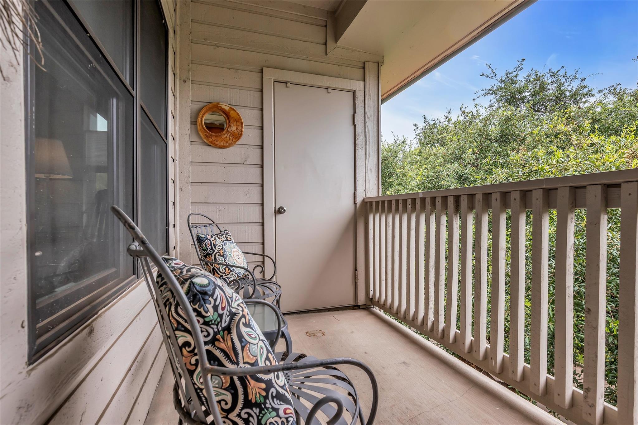 4041 Drake Street # 212