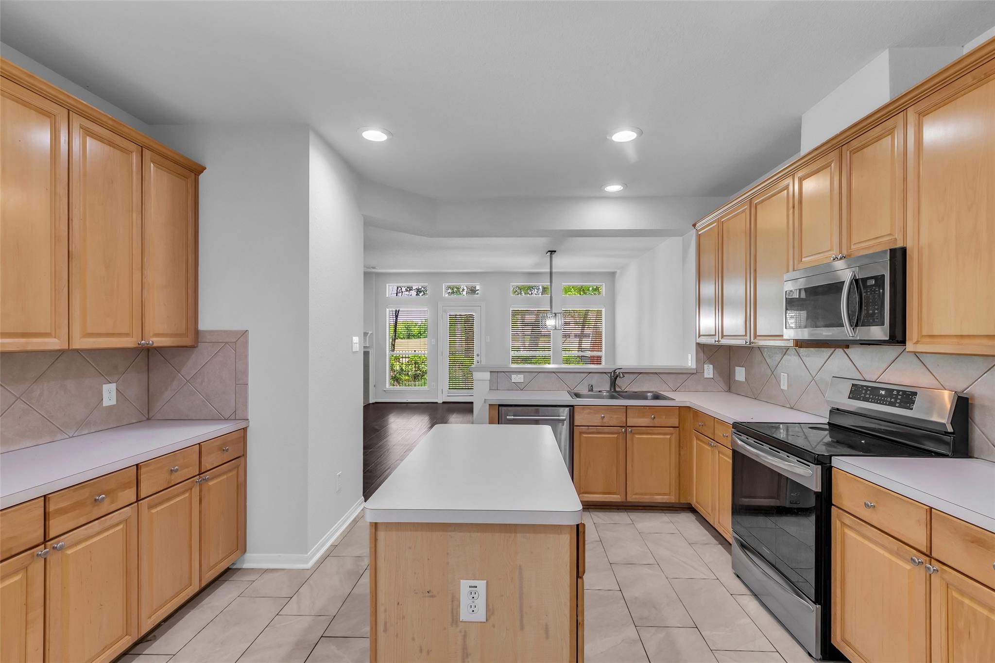 2223 Ridge Wood Lane
