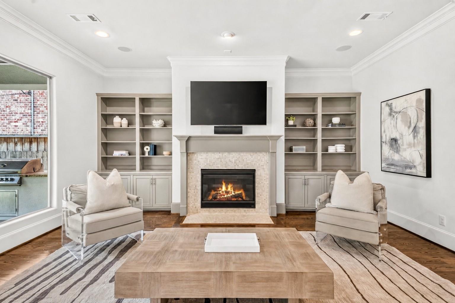 5216 Locust Street