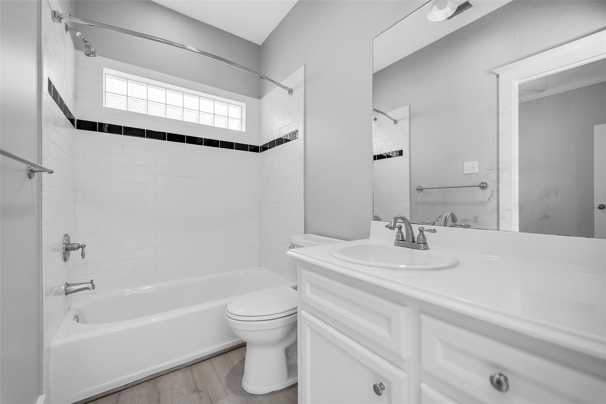 1029 W 15th 1/2 Street