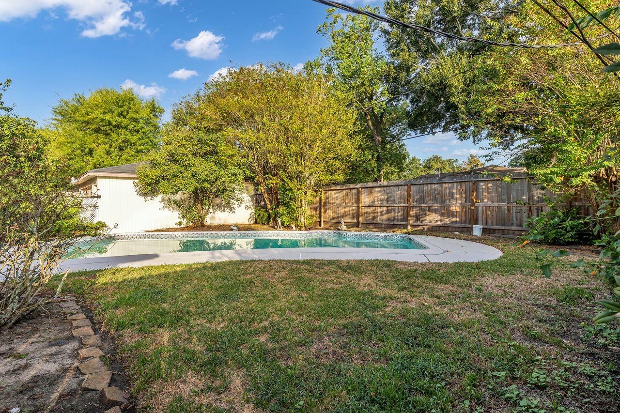 5734 Sanford Road