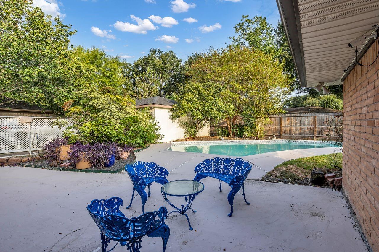 5734 Sanford Road