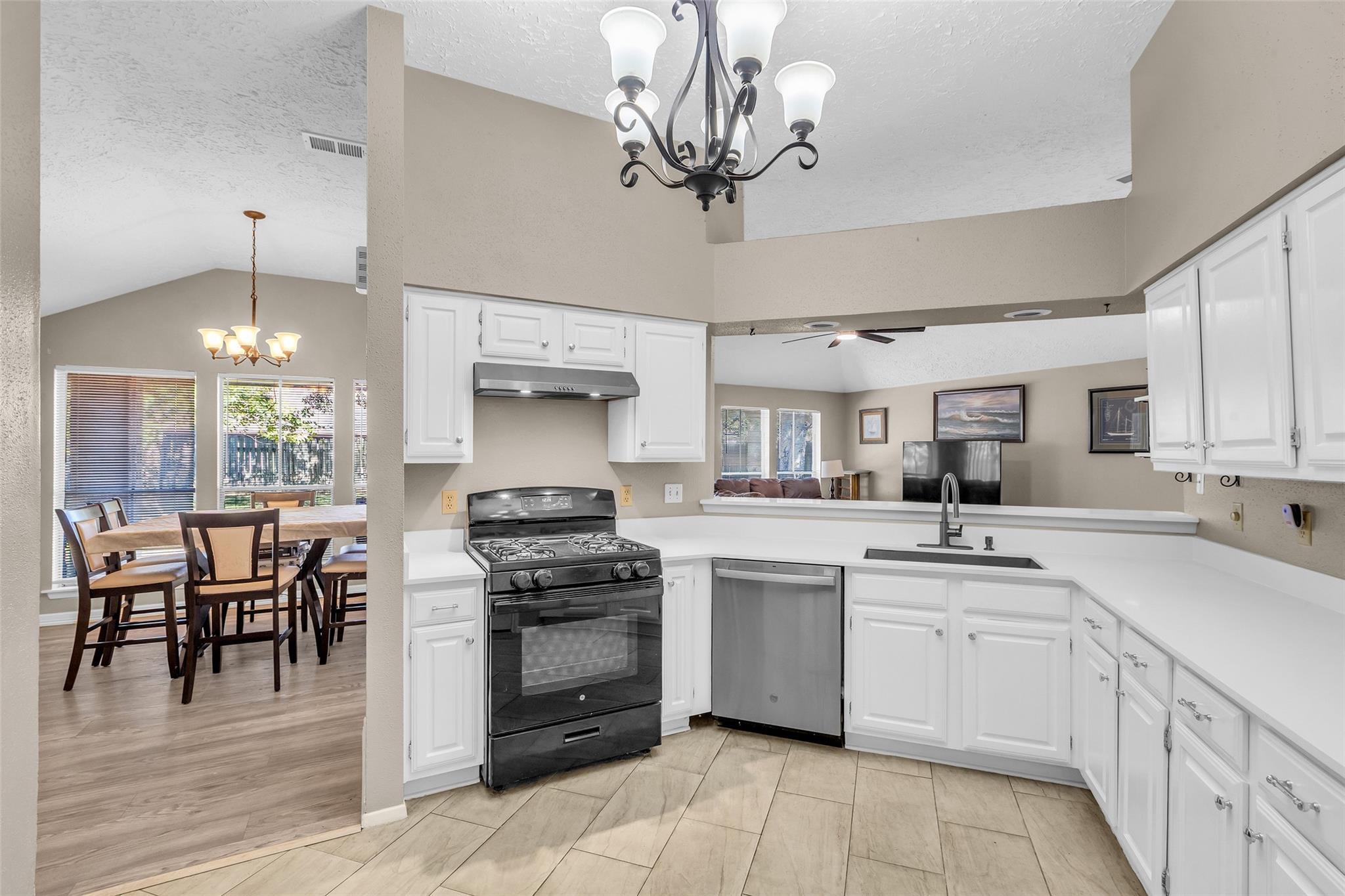 13707 Eastbourne Drive