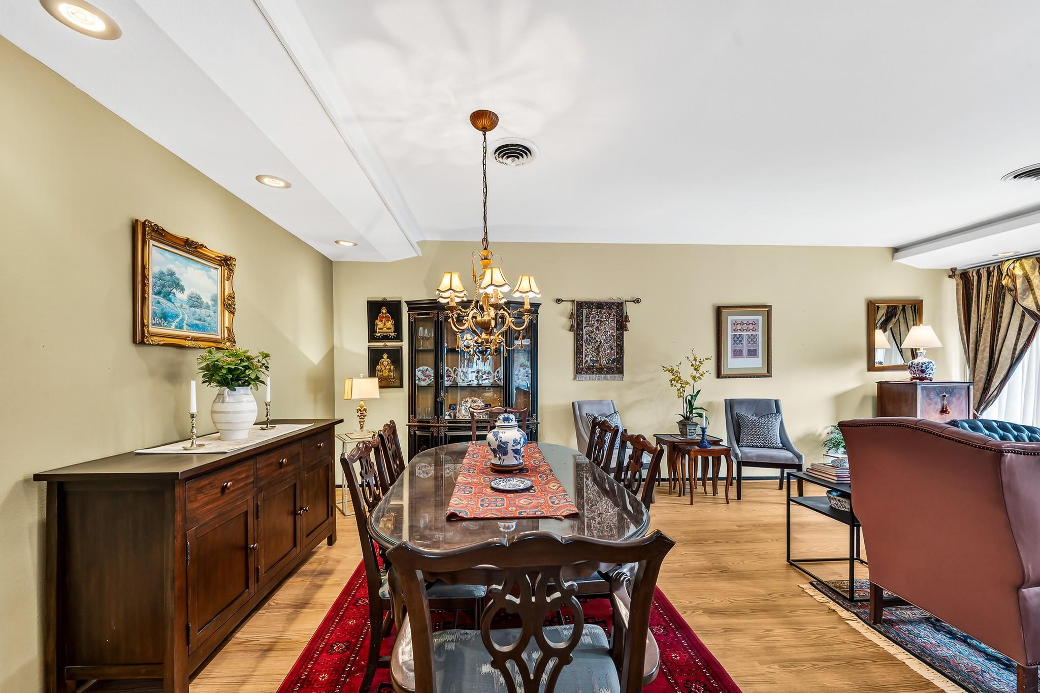 5327 Valkeith Drive