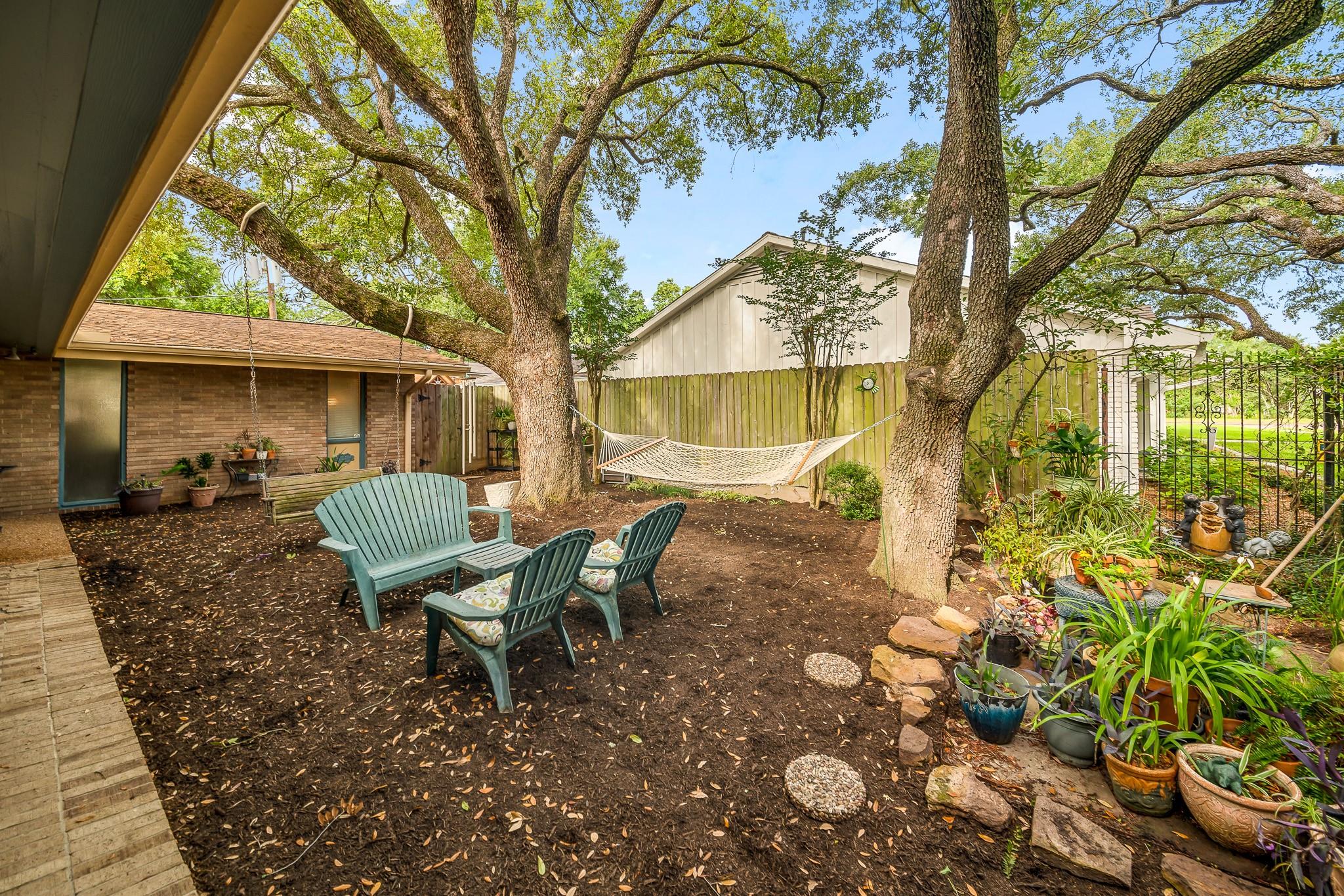 5327 Valkeith Drive