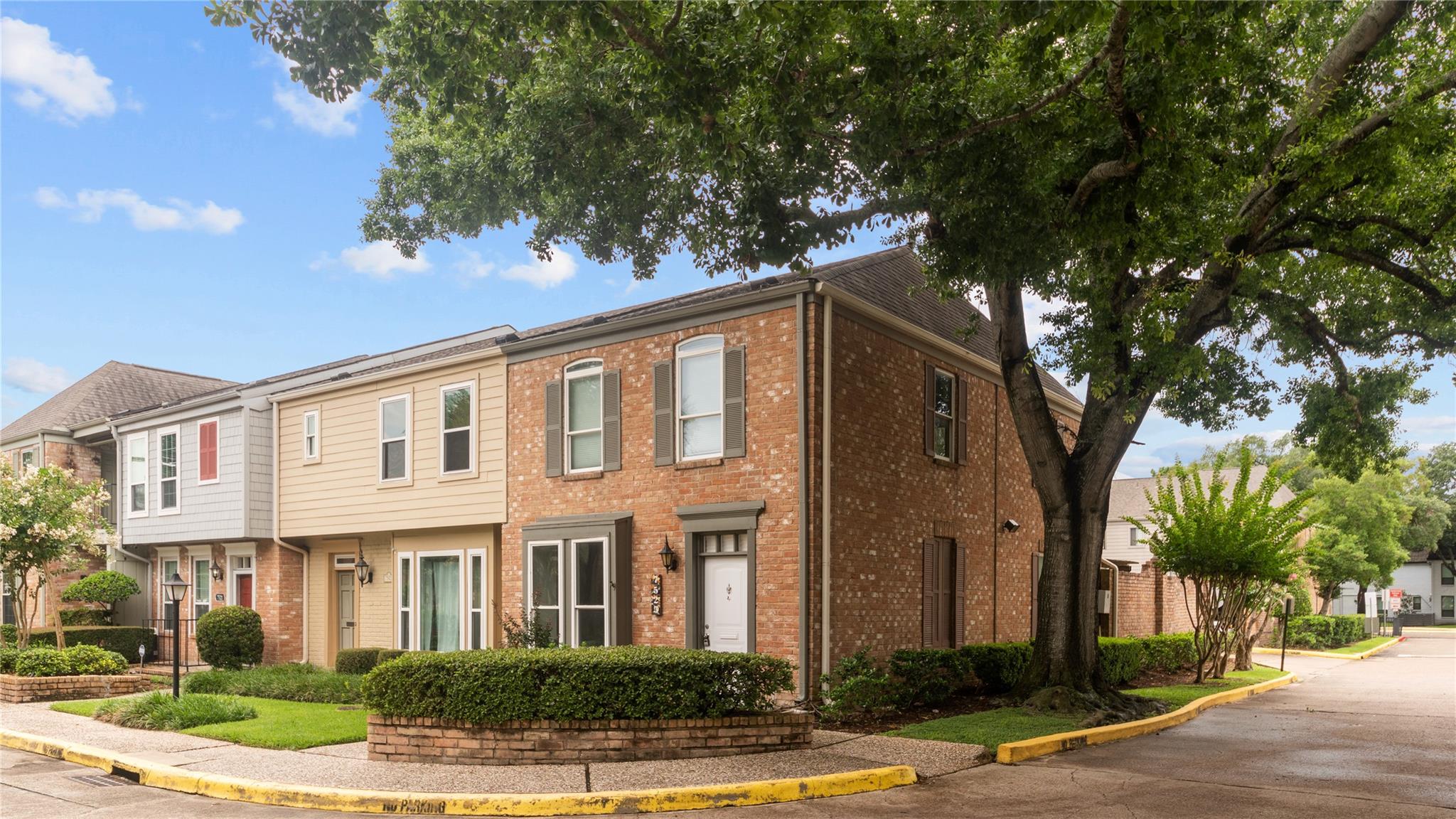 7525 Brompton Street # 7525