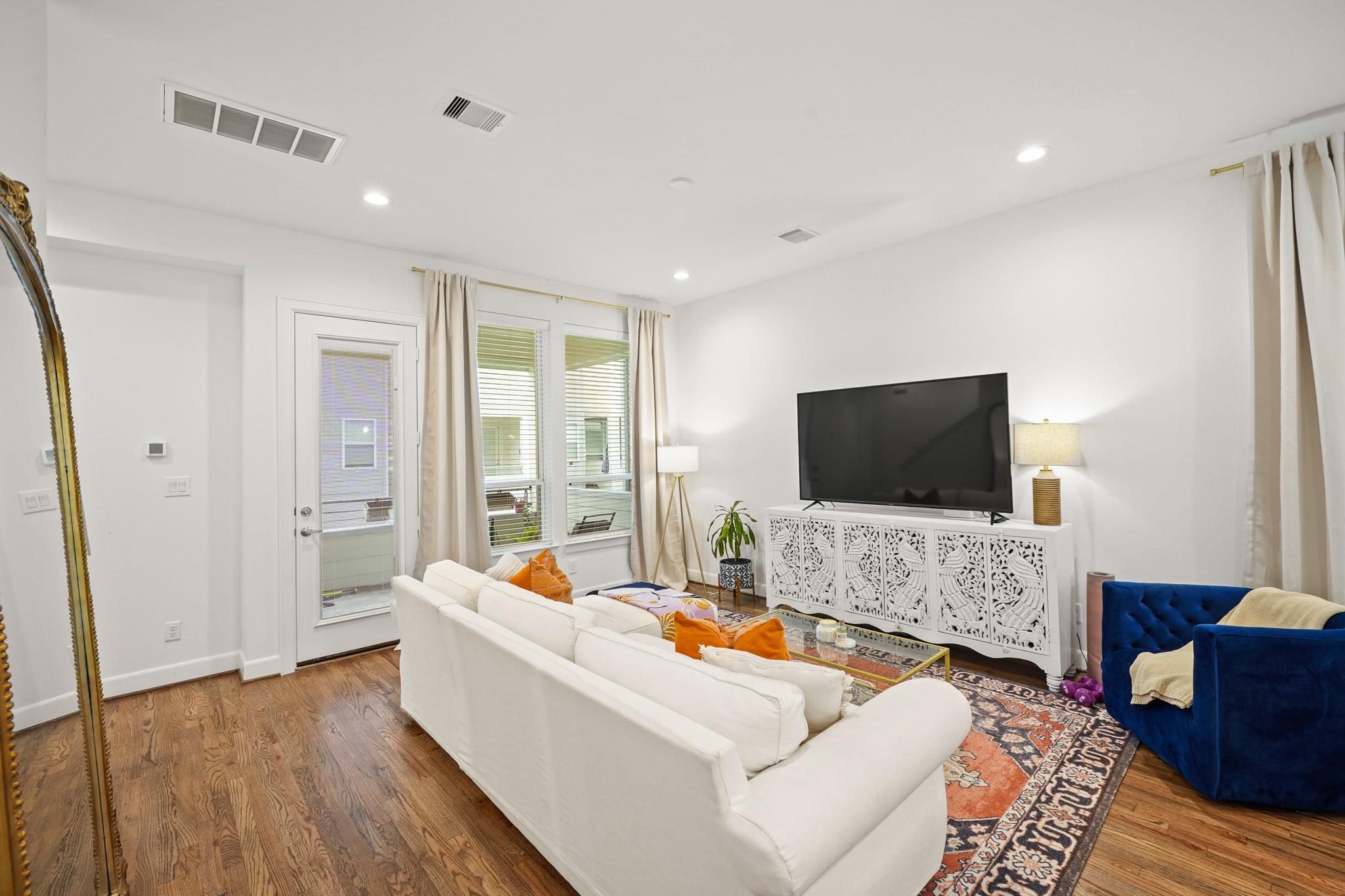 2709 Clinton Drive