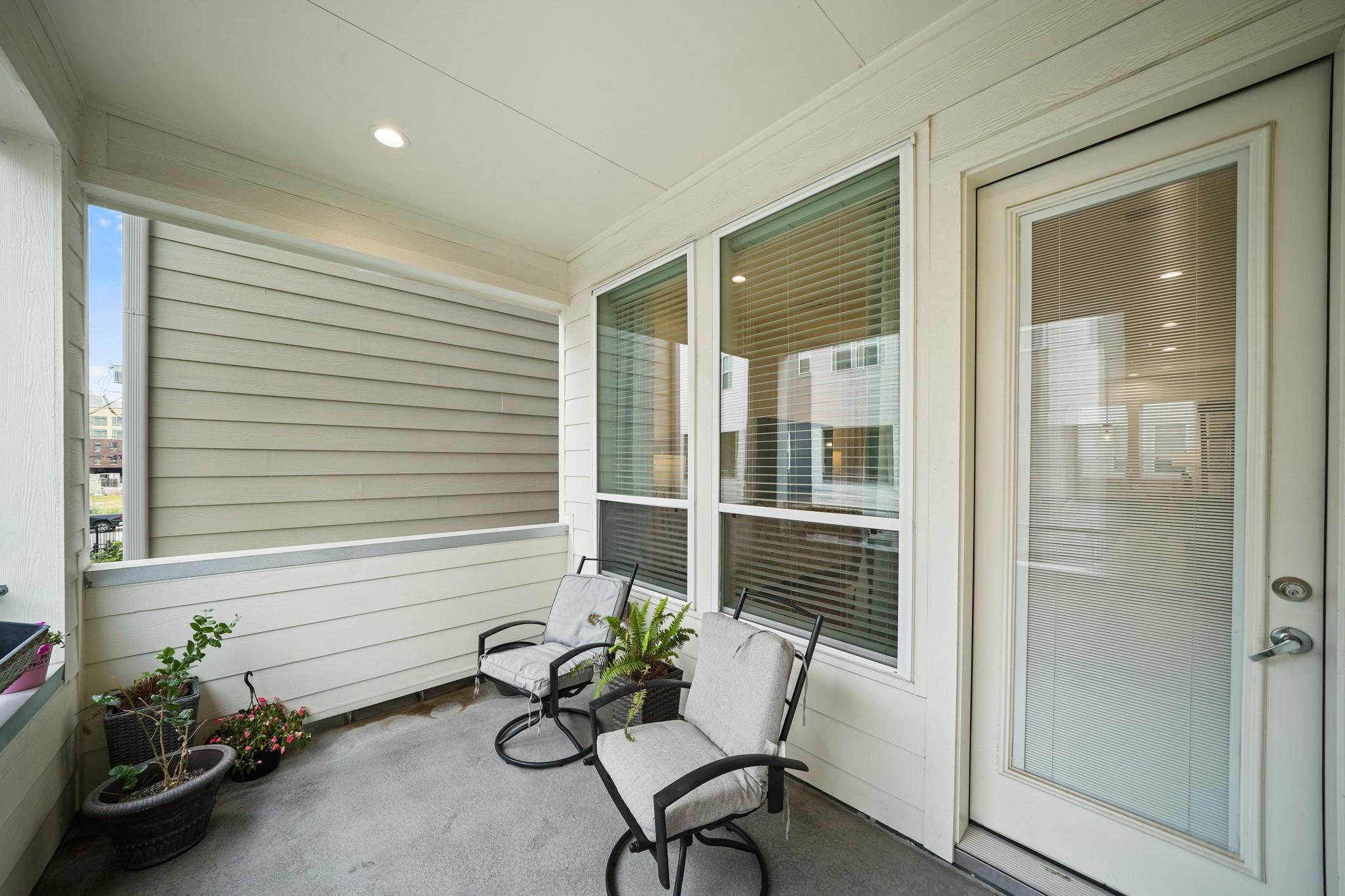 2709 Clinton Drive