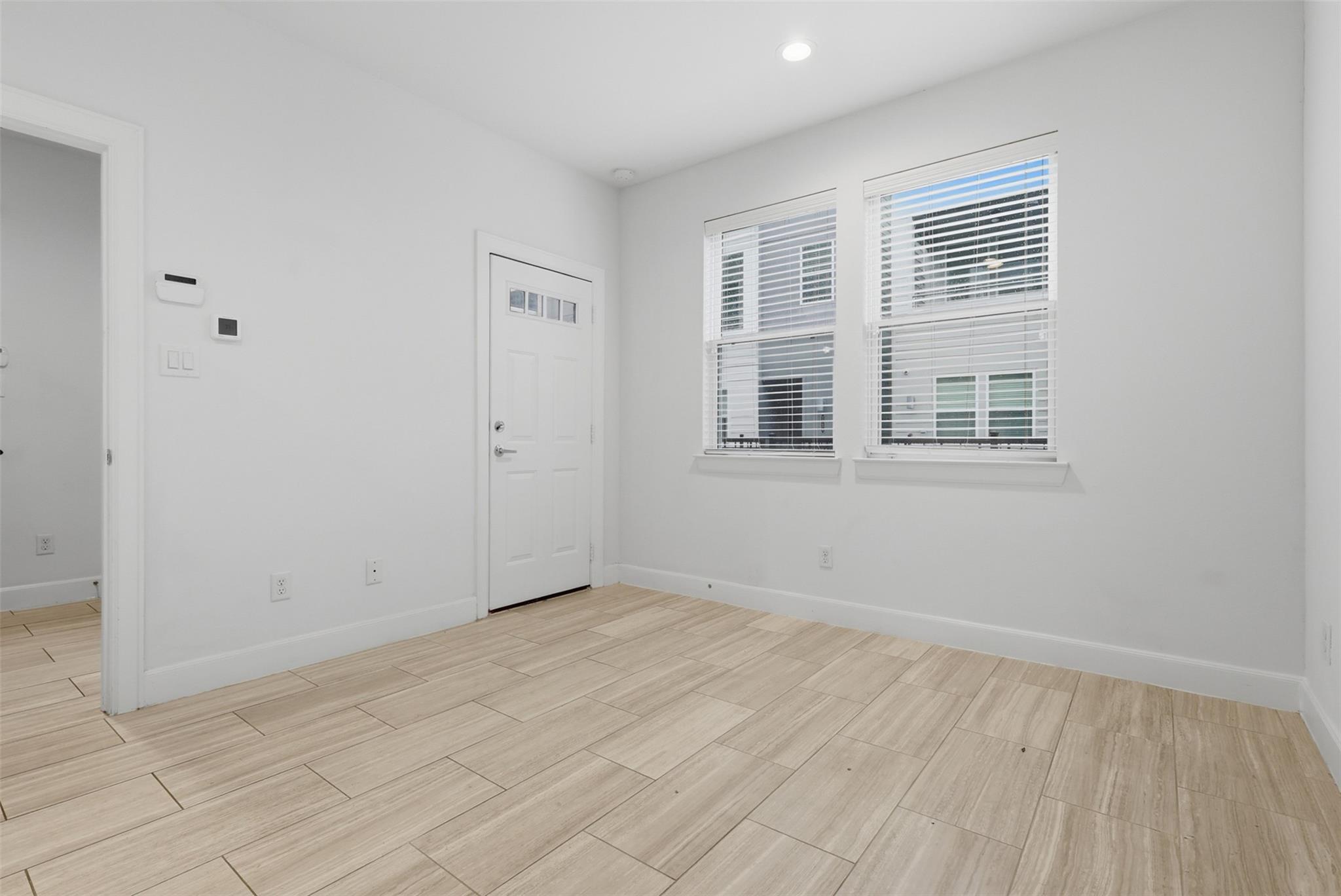 2709 Clinton Drive