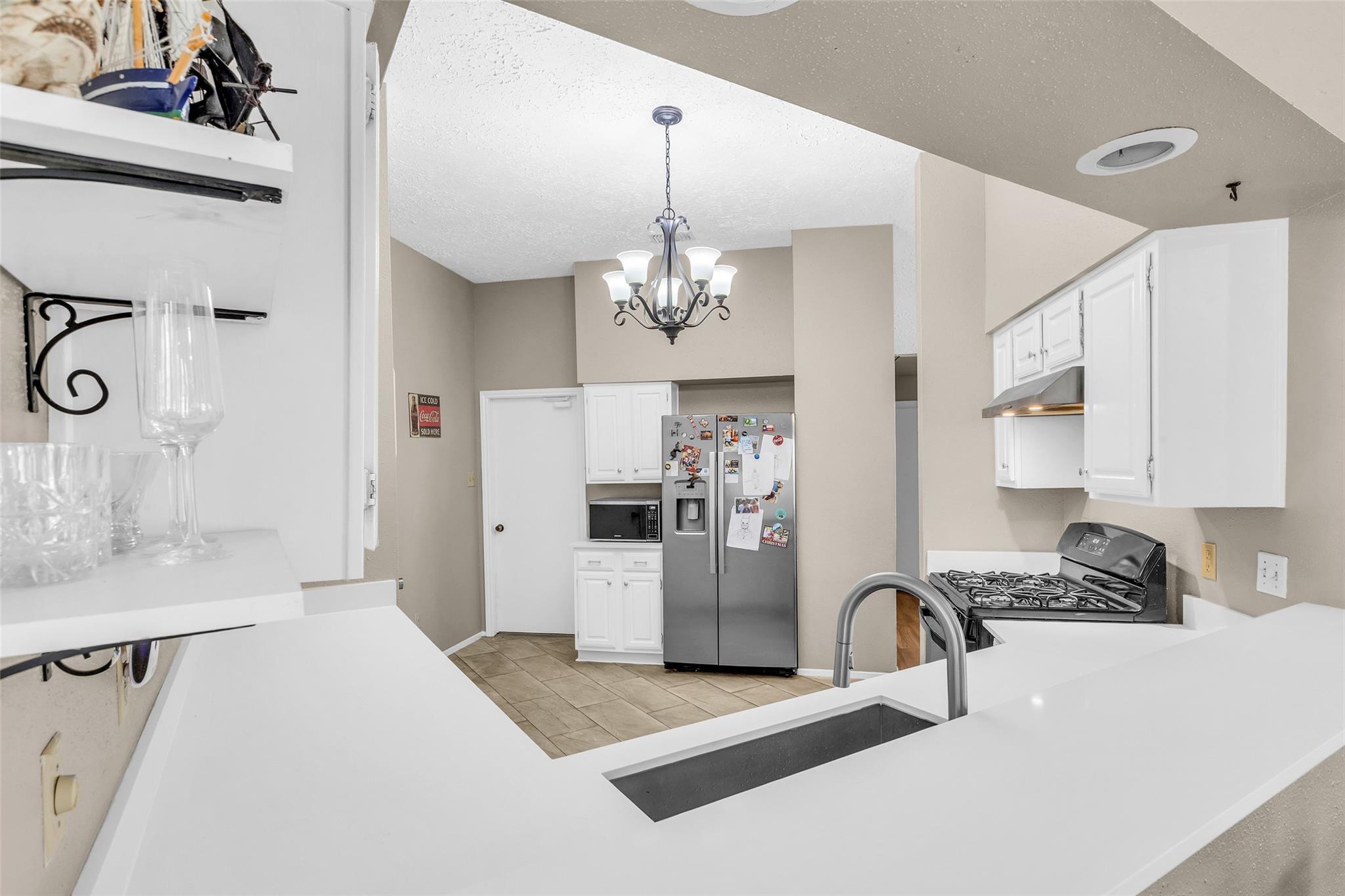 13707 Eastbourne Drive