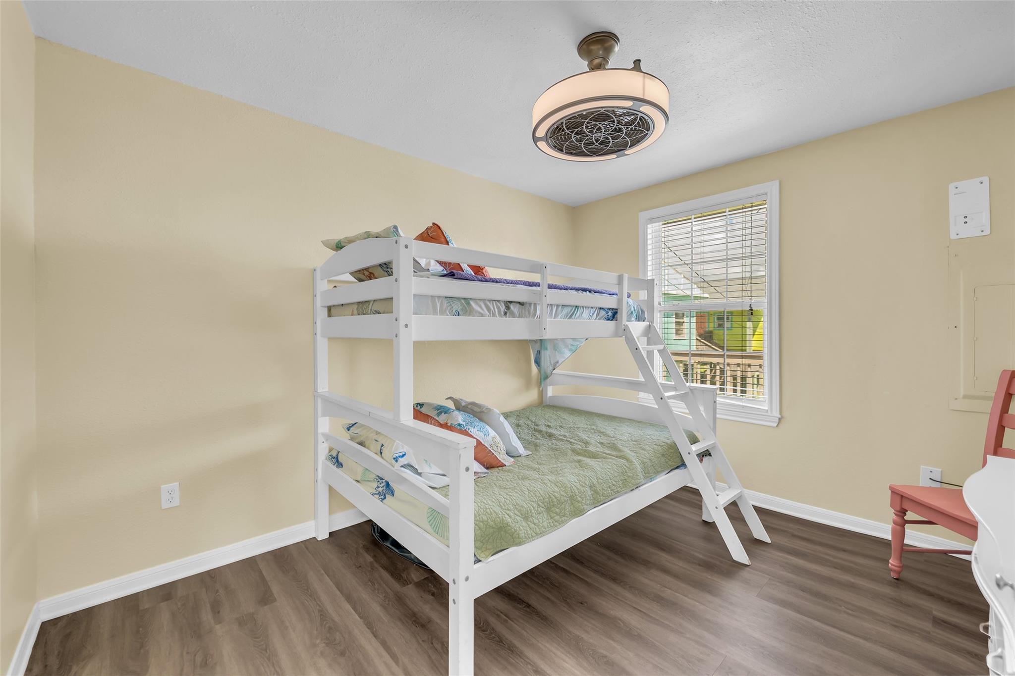 610 Surf Drive