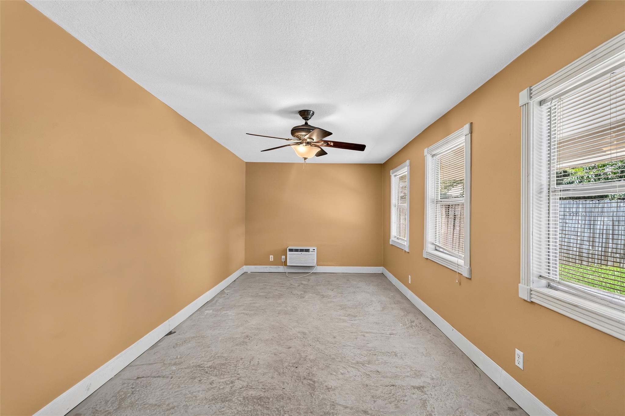 5262 Briarbend Drive